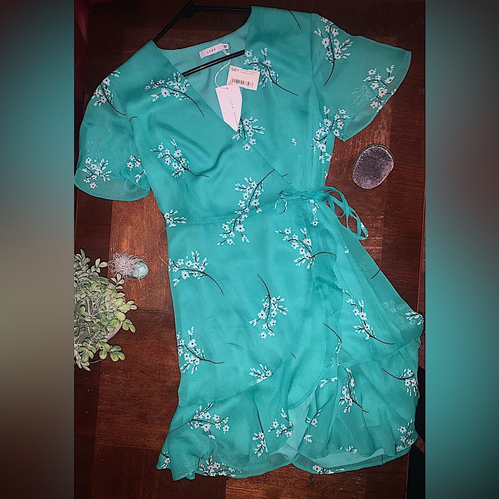 🍃🪴 LUSH Women’s Springtime Tie Around Dress NWT 🍃🪴